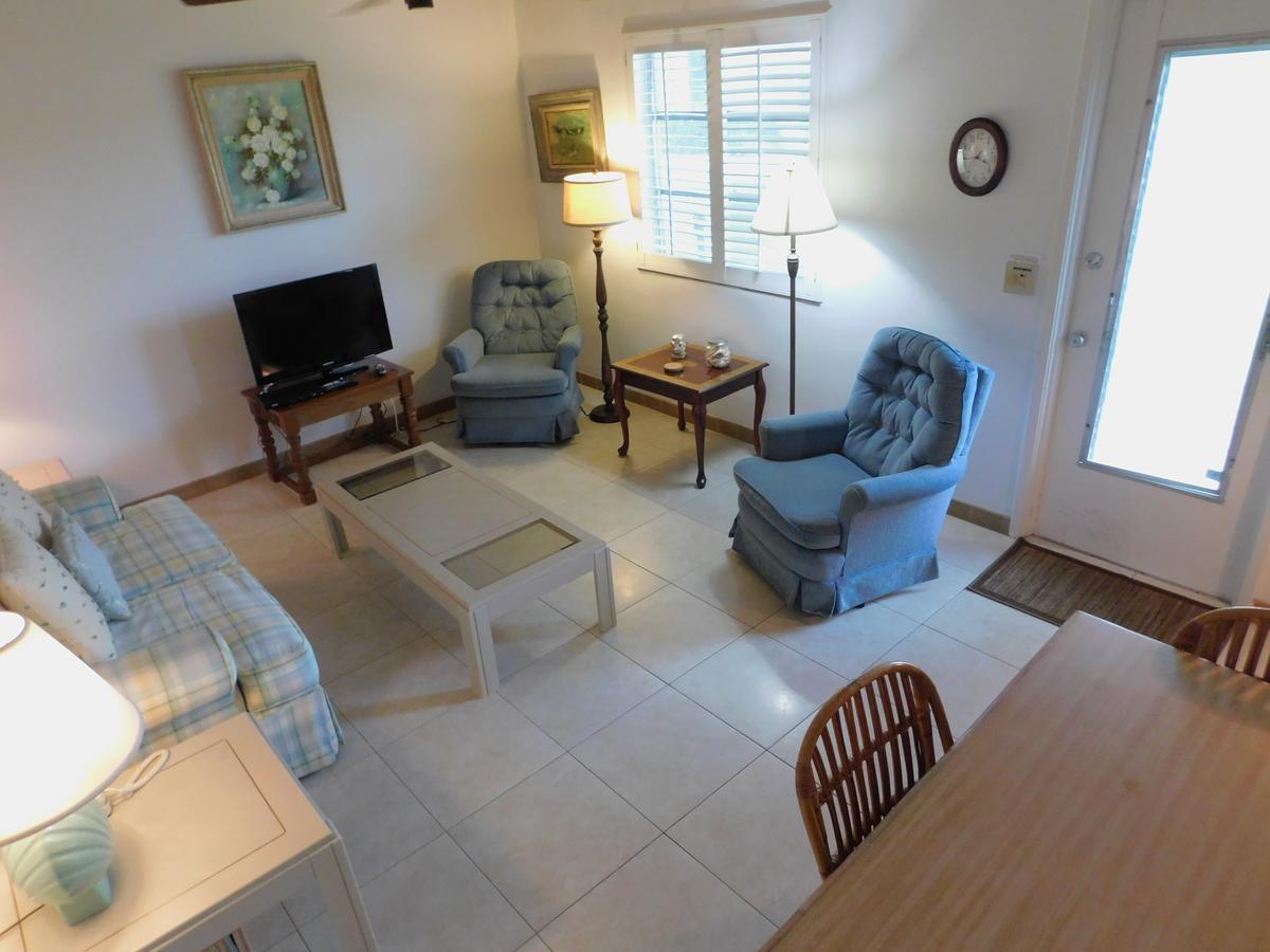 דלריי ביץ' The Grove Beach Condominiums מראה חיצוני תמונה