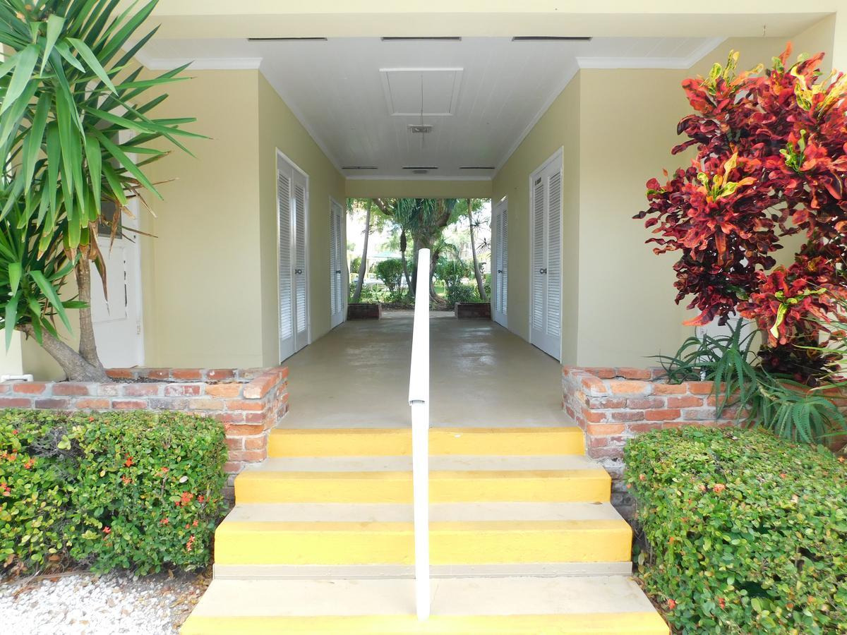 דלריי ביץ' The Grove Beach Condominiums מראה חיצוני תמונה